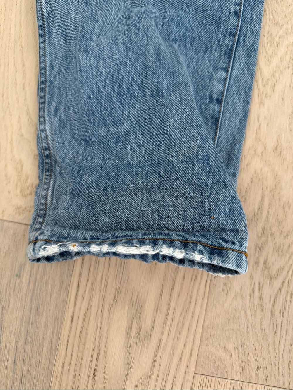 KHAITE High-Rise Straight Leg Jeans in Light Blue Wash - Picture 5 of 12